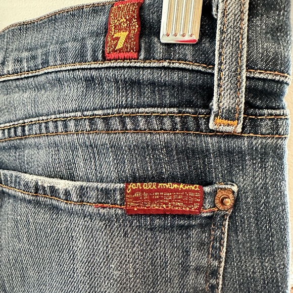 7 for All Mankind - bootcut hemmed 29” inseam - Picture 4 of 6